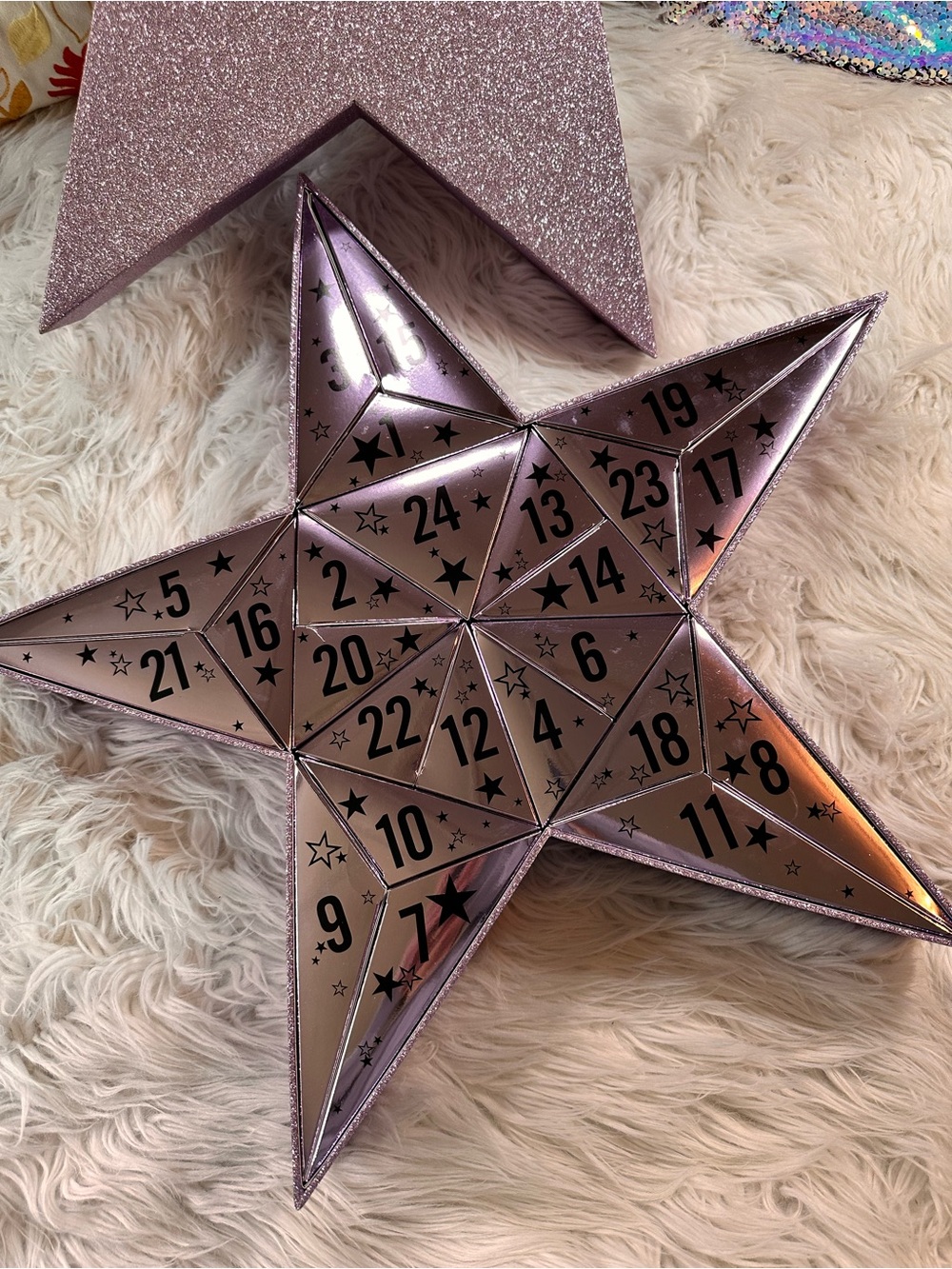 MAC • Stars For Days 2019 Limited Edition Advent Calendar Lavender Glitter Box - Picture 3 of 17